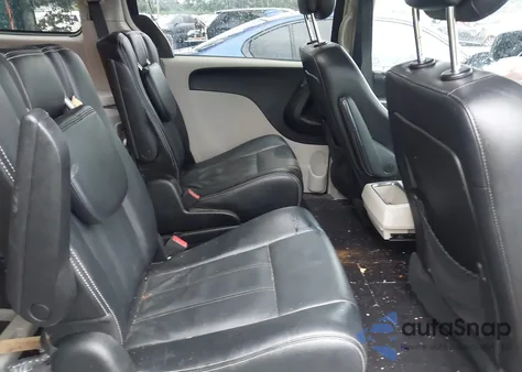 2014 Chrysler Town & Country Touring from USA, damaged, VIN 2C4RC1BG1ER434567